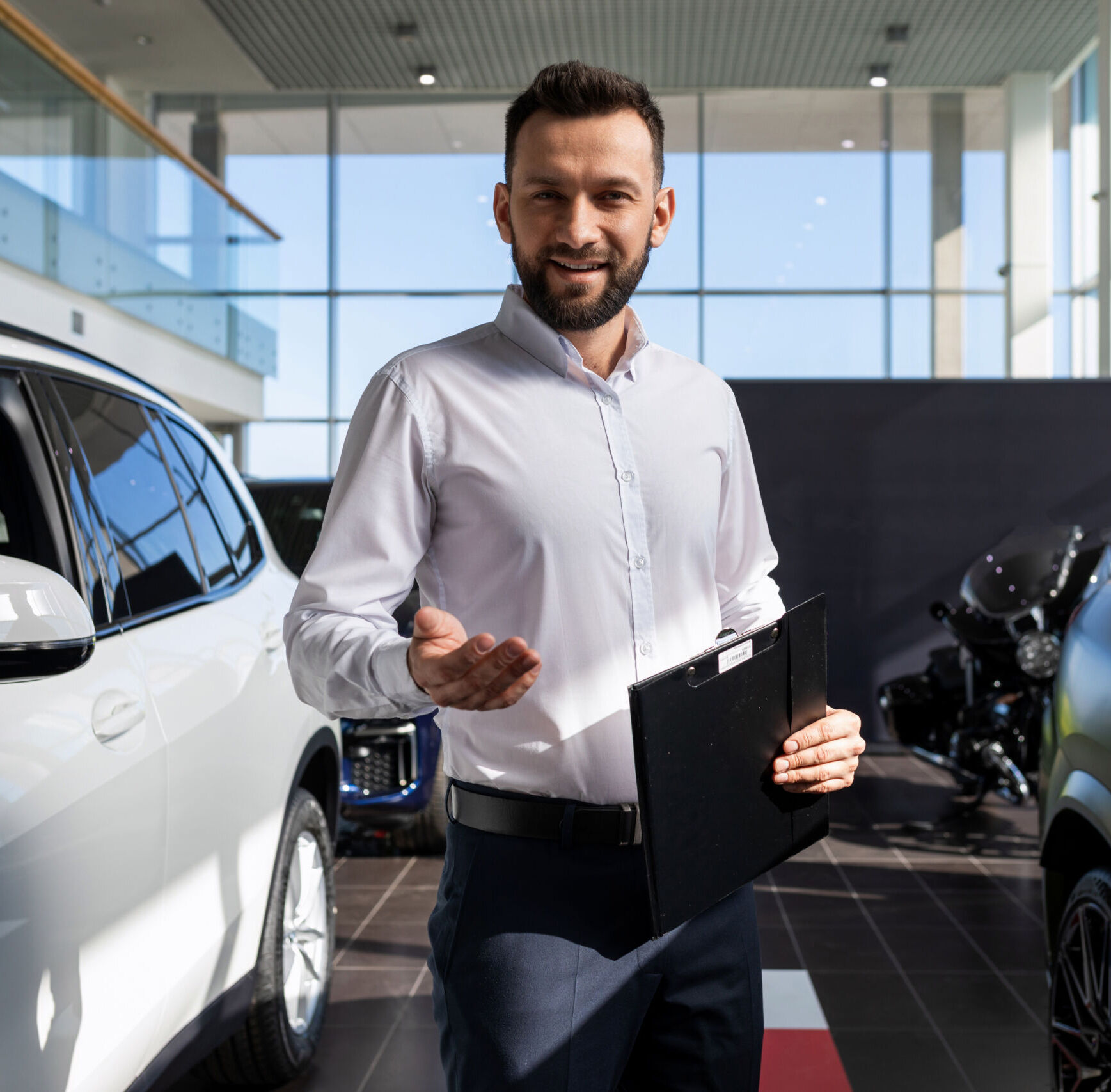 sales manager with a unique offer for new cars in a car dealership.